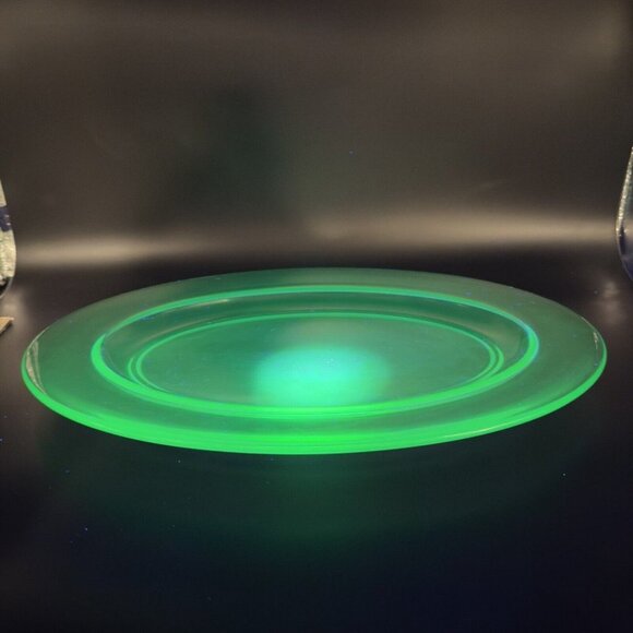 1960s Long Uranium Green Depression Glass Tray Dish Large Glass UV Glow 15”Long - Picture 2 of 15